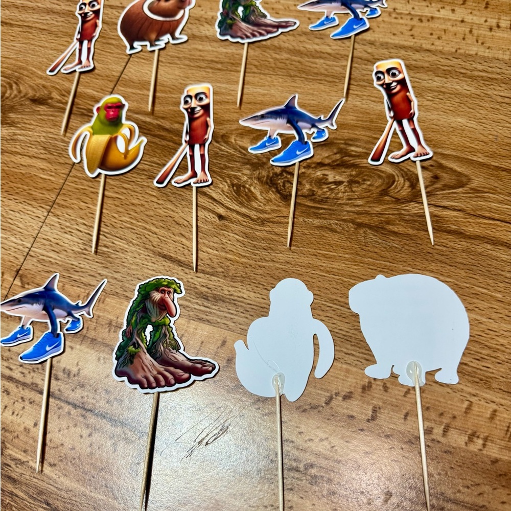 Brain rots cupcake Toppers - Picture 3 of 4